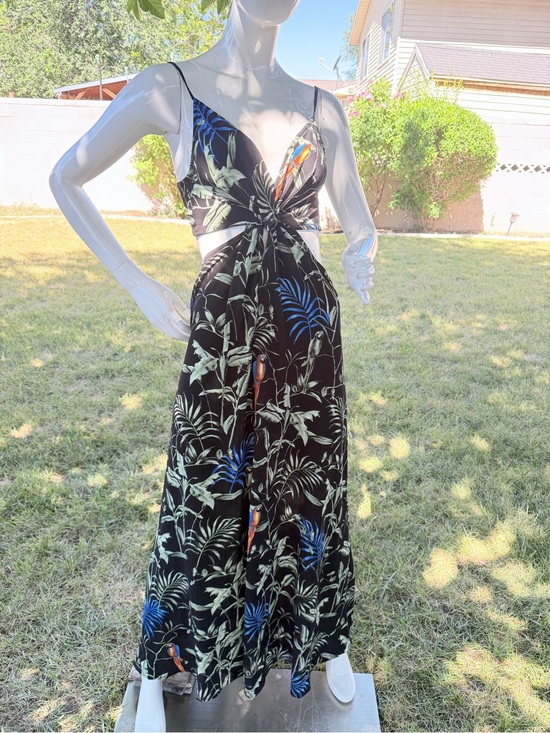 Boohoo Dresses & Skirts - Boohoo Black Tropical Print Cutout Maxi Dress